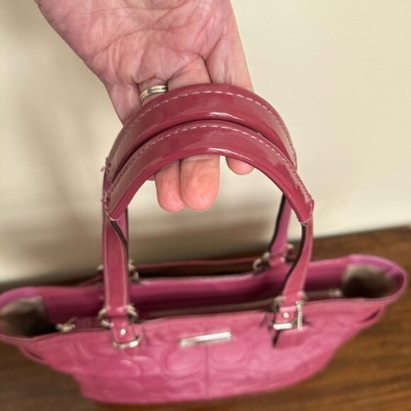 Coach Gallery Embossed Patent Leather Tote - Picture 11 of 12